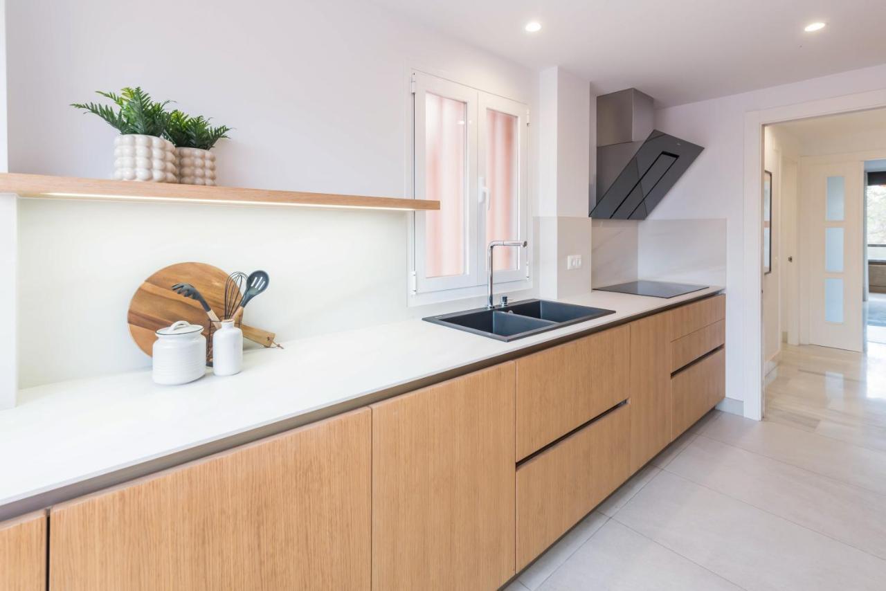 Premium Apartment & Free Parking By Ele Apartments Μάλαγα Εξωτερικό φωτογραφία