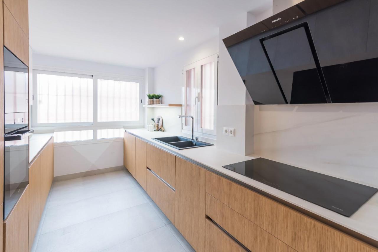 Premium Apartment & Free Parking By Ele Apartments Μάλαγα Εξωτερικό φωτογραφία